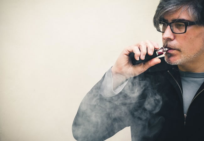 Should Smokers Get Free E-cigarettes on the NHS?