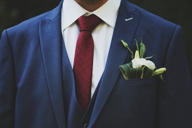 5 Tips For Grooms on How to Dress Well