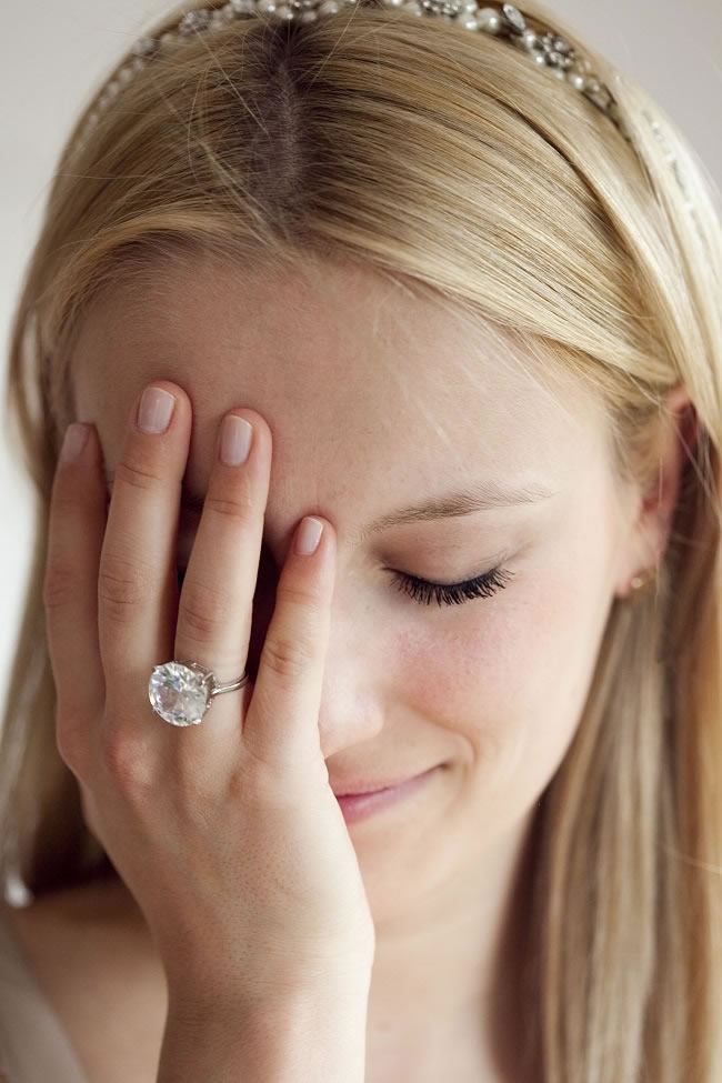"It's better to select a diamond with high grade cut, clarity & colour than the biggest"