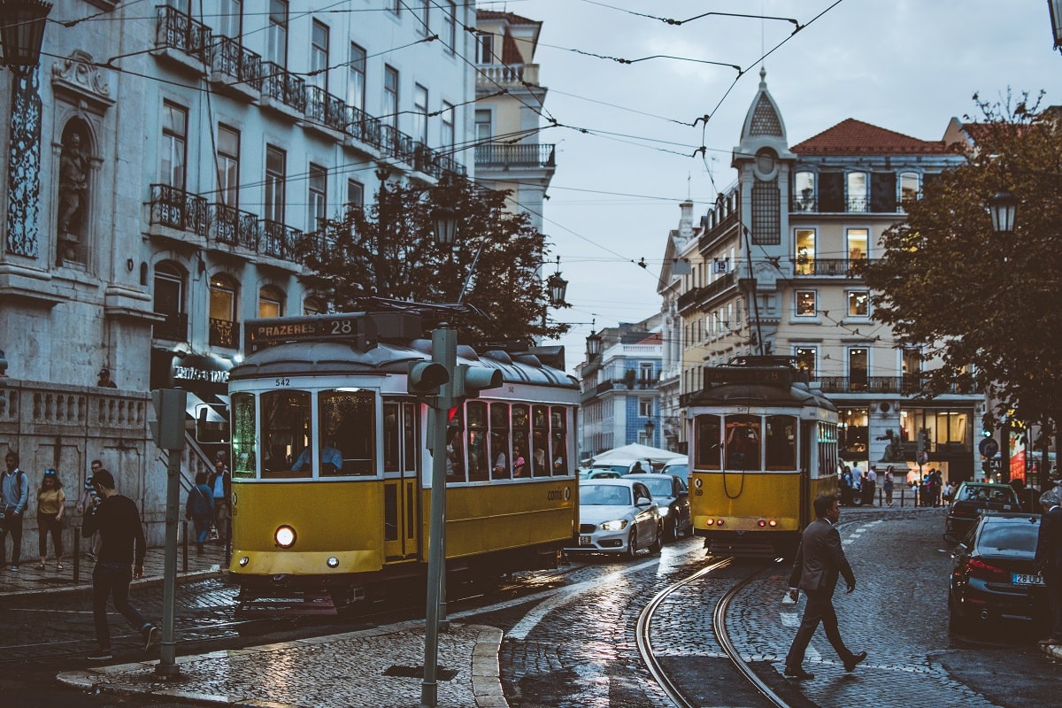 - Portugal 