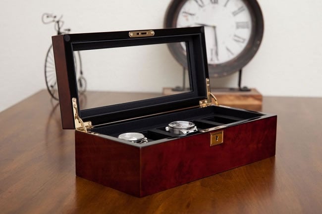 Win a £118 Luxury Watch Box from WOLF