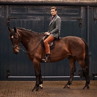 How to Stylishly Dress up for Horse Riding