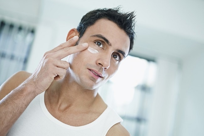 7 of the Best Face Serums for Men