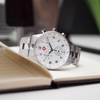 Win a £349 L’Heure Luxe Classic Chrono Watch