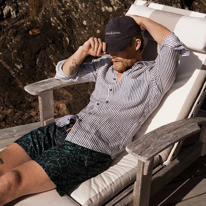 How to Look Stylish and Stay Cool This Summer