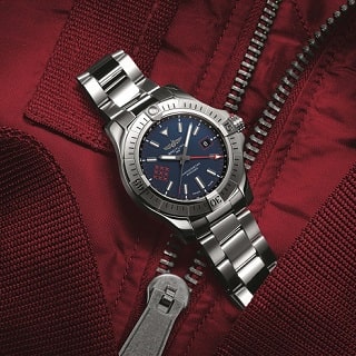 Breitling x Royal Air Force Red Arrows Avenger Watch