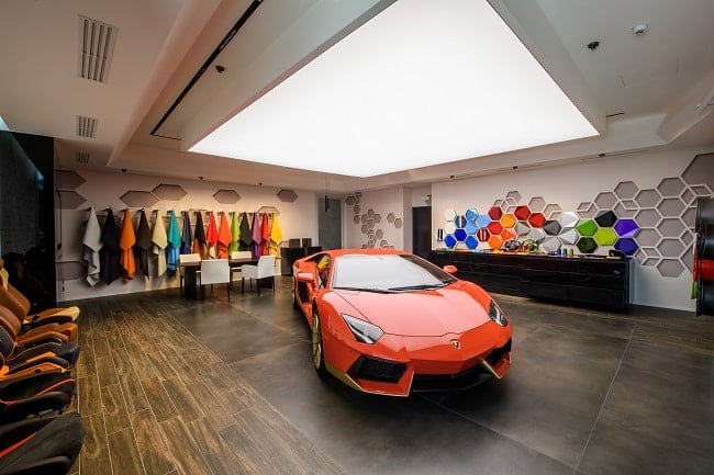 Lamborghini Launches the Ad Personam Studio