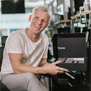 Hair Loss Solutions Passionately Backed by Jamie Laing