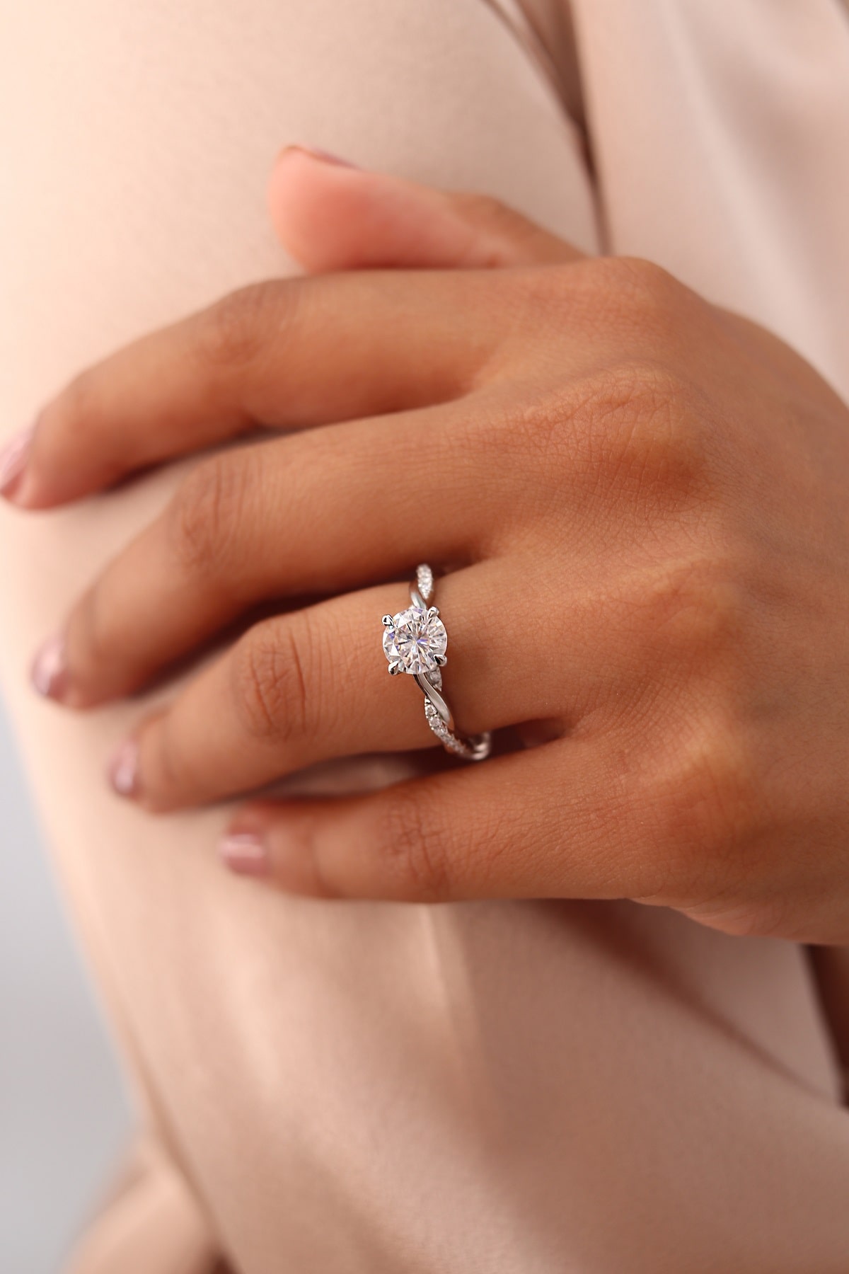 Proposal Ideas: Should You Consider a Lab
Diamond Engagement Ring?